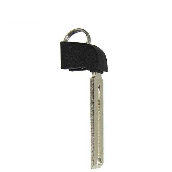 Oem OEM: Toyota 16-17 Prius 18 Camry Emergency Key 69515-47030 EKB-TOY-47030 - main